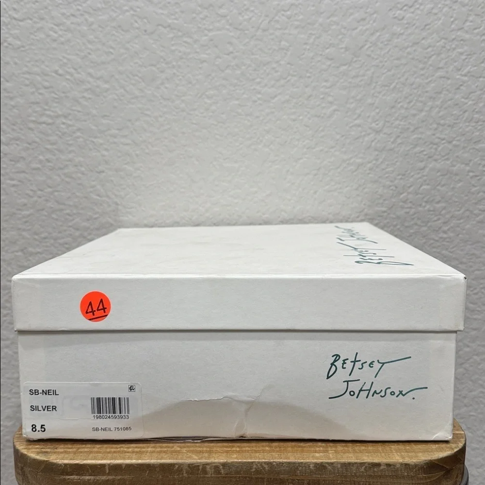 Betsey Johnson Neil Rhinestone Metallic Western Boots Size 8.5 - Picture 9 of 9